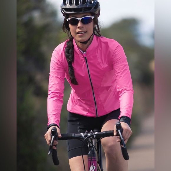 lululemon athletica Jackets & Blazers - Lululemon Paceline Jacket
Pinkelicious size 6 cycling workout hoodless zip up